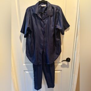 ✨ Vintage Navy Blue Two-Piece Set – Size Small – Short Sleeve Button Up
